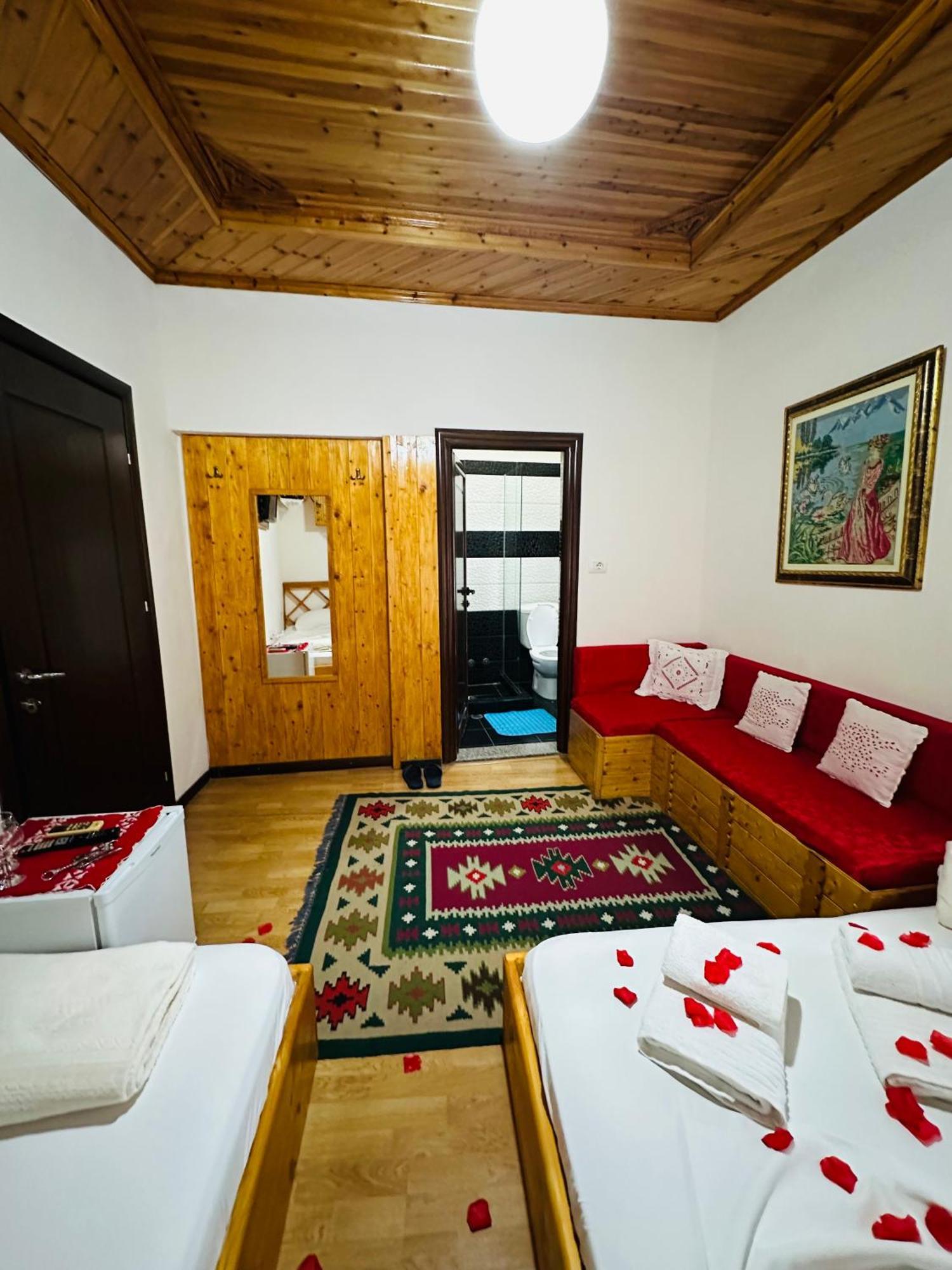 Kore Guest House Gjirokastër Exteriér fotografie