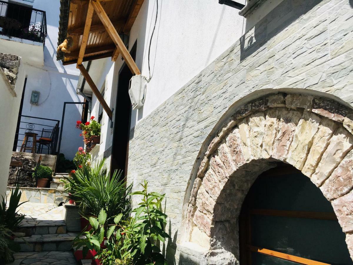 Kore Guest House Gjirokastër Exteriér fotografie